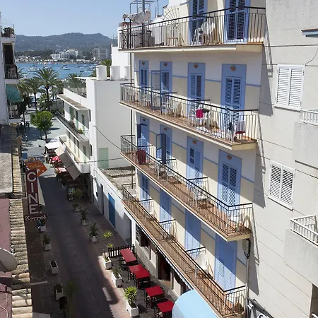 Hostal Ferrer-2