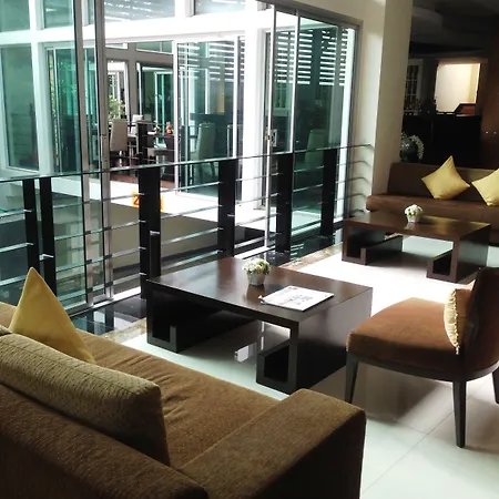 August Suites-2