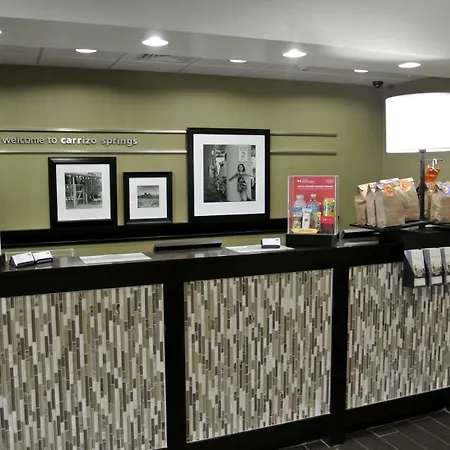 Hampton Inn Carrizo Springs-2