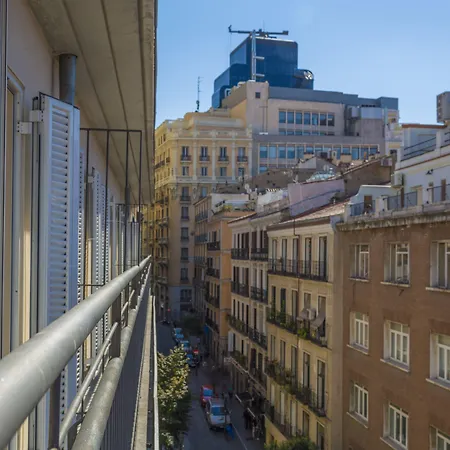 Tgh Gran Via Apartments-3