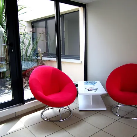 Lagrange Aparthotel Toulouse Saint-Michel-3