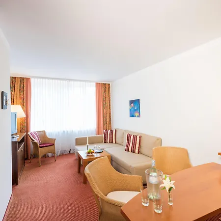 Bel Air Strandhotel Glowe-3