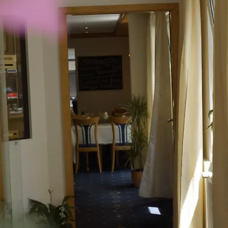 Hotel Reutlinger Hof-2