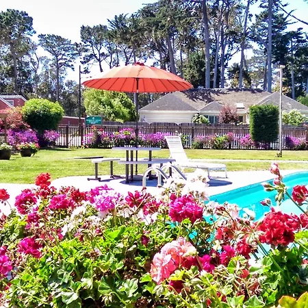 Butterfly Grove Inn-3