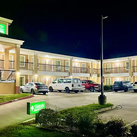 Garden Inn & Suites Little Rock-3