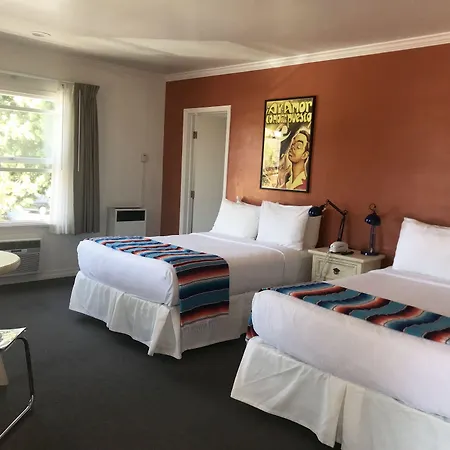 Agave Inn-3