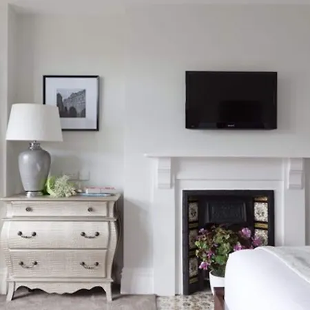 2 Crescent Gardens Guest House-2