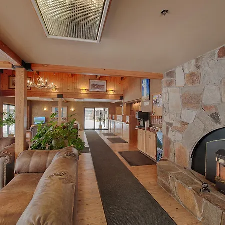 Brandin' Iron Inn-3