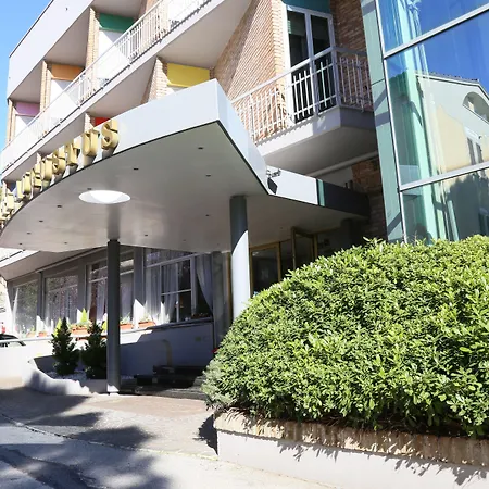 Hotel Augustus-3