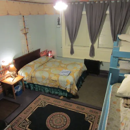 The Pirate Haus Inn-3