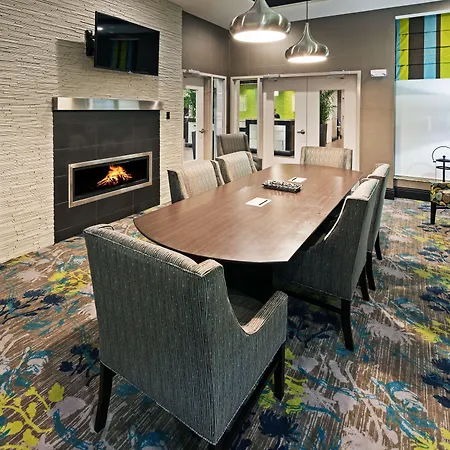 Hilton Garden Inn West Little Rock-3