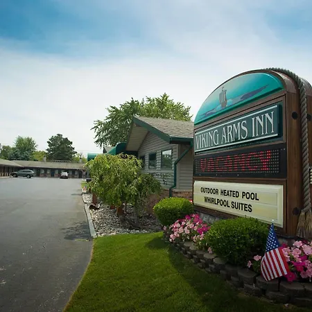 Viking Arms Inn - Ludington-3
