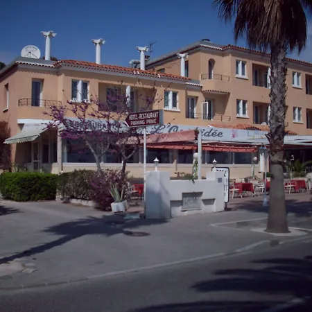 Hotel Restaurant Miramar L'orchidée-3