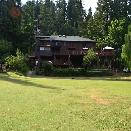 Guerneville Lodge-2