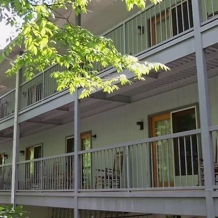 Four Seasons Inn-2