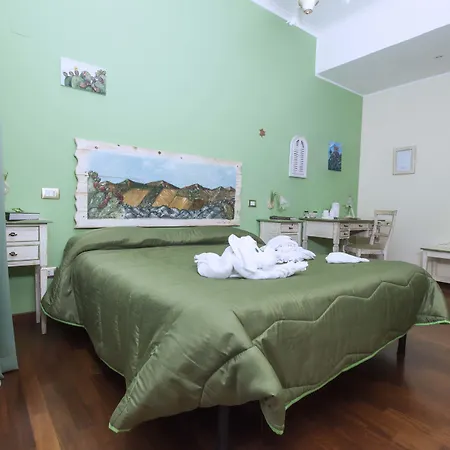Stupor Mundi Bed And Breakfast-3