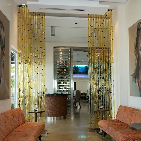 Royal Blues Hotel-3