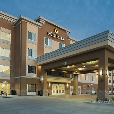 La Quinta By Wyndham Grand Forks-3