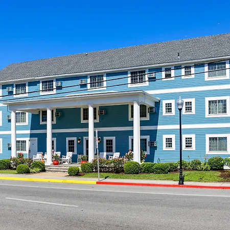 Commander Beach House Hotel-3