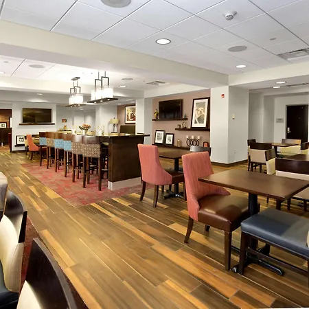 Hampton Inn Butler-2