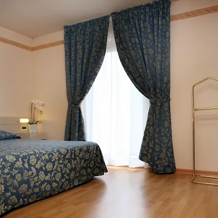 Hotel Excelsior-2