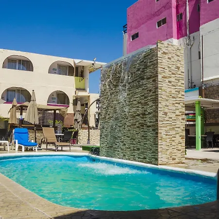 Capital O Hotel Dos Mares, Cabo San Lucas-3