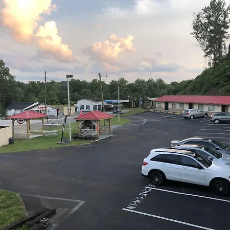 Ellijay Inn - Downtown Ellijay-2