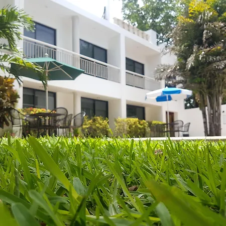 Hotel Holly-2