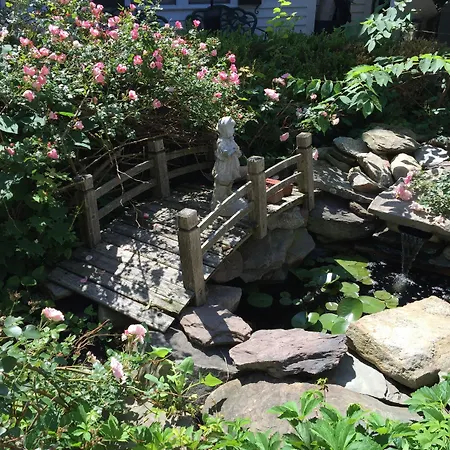 Clark Currier Inn-3