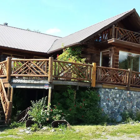 Juneberry Lodge-3