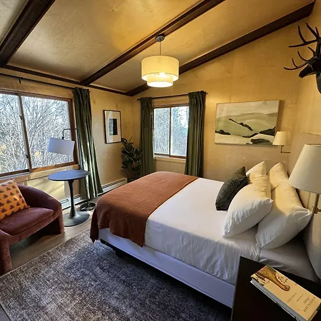 Cascade Lodge-2