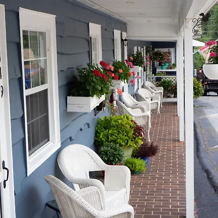Blowing Rock Inn-3