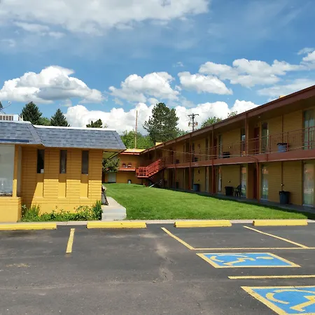 Essex House Motel-3