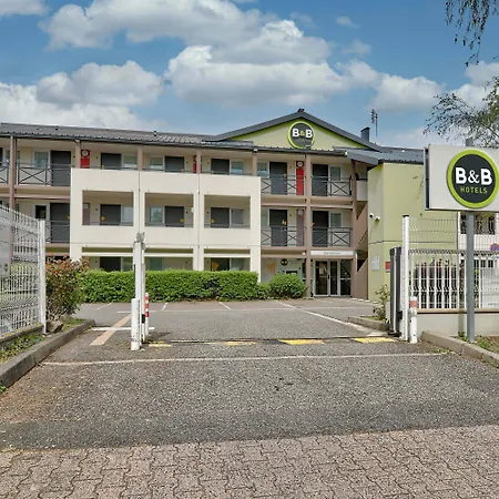 B&B HOTEL Clermont-Ferrand Le Brézet Aéroport-3