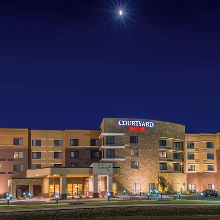 Courtyard By Marriott Jacksonville-3