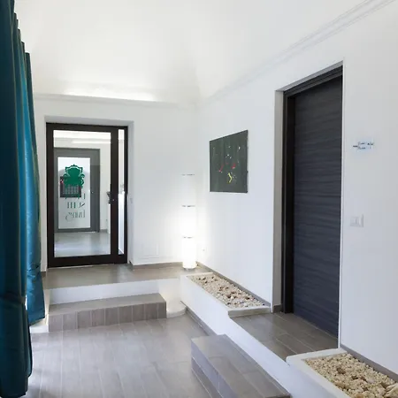 Etna Suite Group-2
