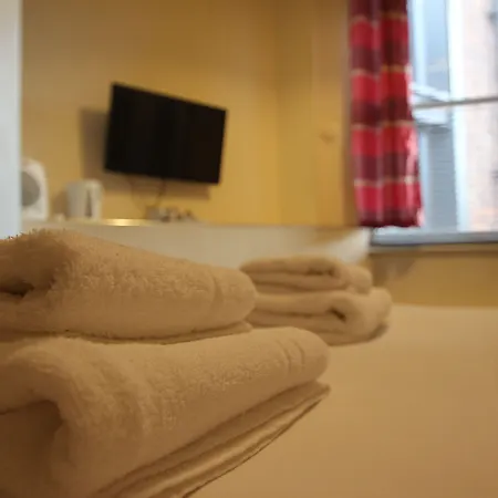 Black Lion Hotel Manchester-3