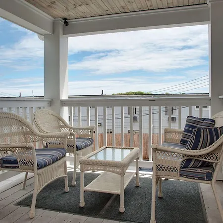 Cape Cod Harbor House Inn-2