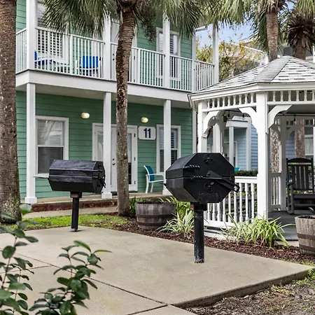 Club Wyndham Beach Street Cottages-2