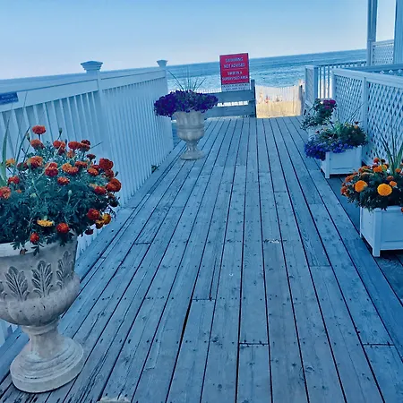 Ocean Surf Resort-3