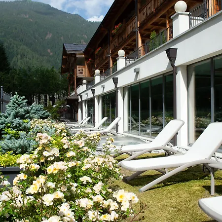 Hotel Europeo Alpine Charme&Wellness-3