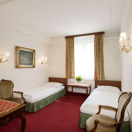 Hotel Pension Suzanne-3