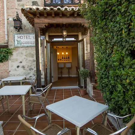 Hotel Los Cigarrales-3