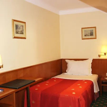 Hotel Perrin-2
