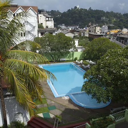 Queen'S Hotel Kandy - 160 Years Of Heritage-3