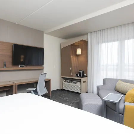 Courtyard By Marriott Holland Downtown-2