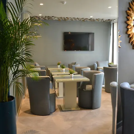 Le 135 Appart Hotel-2