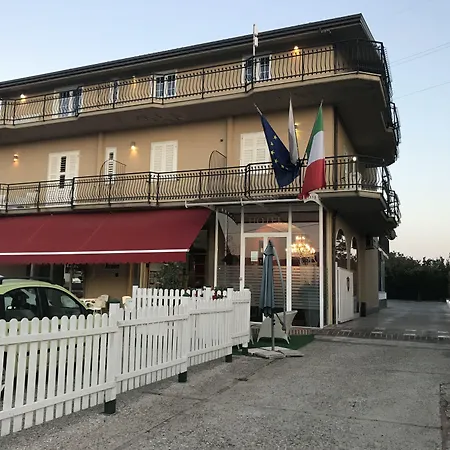 Hotel Ascot-3