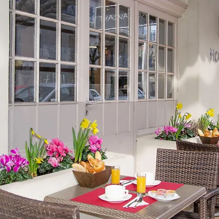 Hotel Le Revest-3