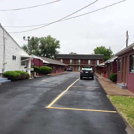 Quality Lodge - Cedar Point Area-3